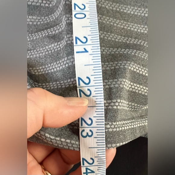 Zyia Gray Nimbus Split Back Tank (Sz Lg) - Picture 10 of 16